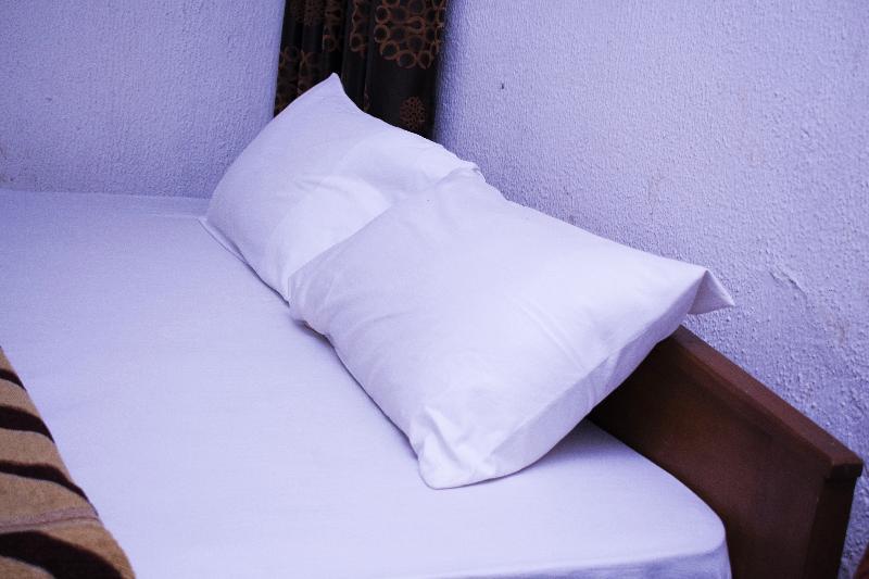 Day By Day Hotel Lagos Dış mekan fotoğraf