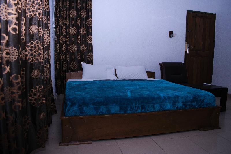 Day By Day Hotel Lagos Dış mekan fotoğraf