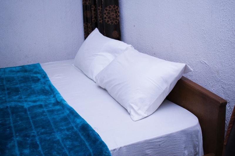 Day By Day Hotel Lagos Dış mekan fotoğraf